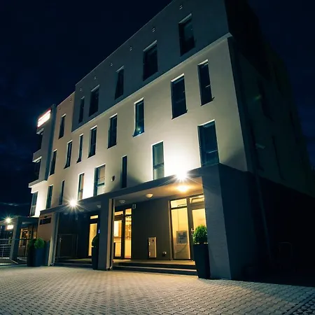 Ξενοδοχείο με διαμερίσματα La Τρνάβα